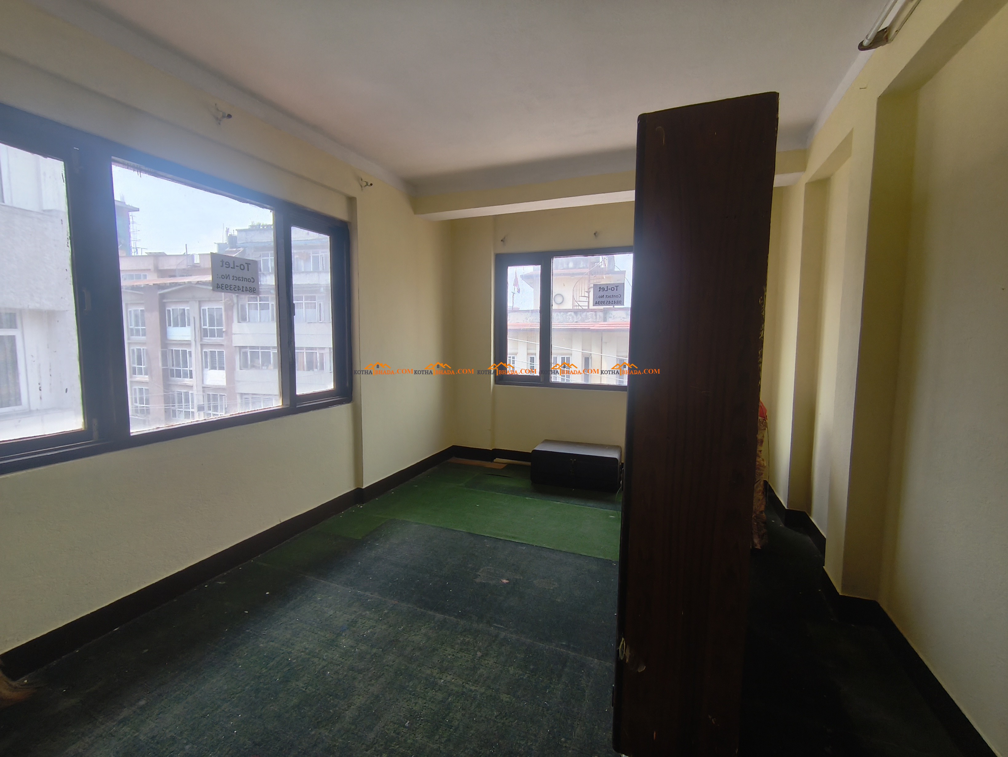 Spacious Flat available  for Rent Suitable for Office or Family Use